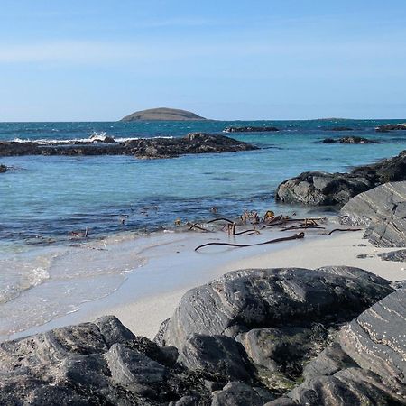 Glamping Pod For 2 Pod Beag Na Haun Eriskay Villa Exterior photo